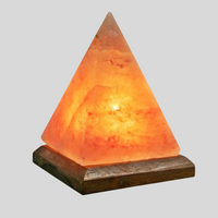 LAMPA OD HIMALAJSKE SOLI "PIRAMIDA"