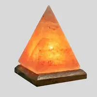 Lampa od himalajske soli "PIRAMIDA"